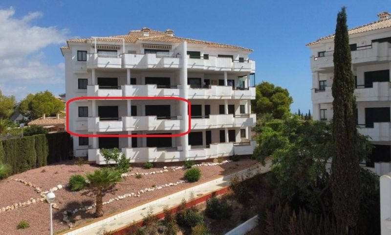 SPACIOUS FIRST FLOOR CORNER APARTMENT ON THE CAMPOAMOR GOLF COURSEFirst Floor Apartment located in t