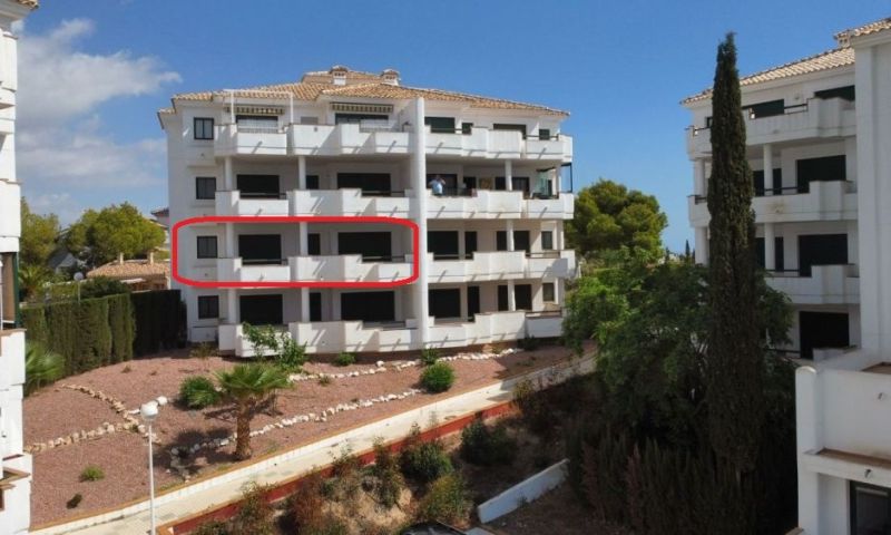 SPACIOUS FIRST FLOOR CORNER APARTMENT ON THE CAMPOAMOR GOLF COURSEFirst Floor Apartment located in t