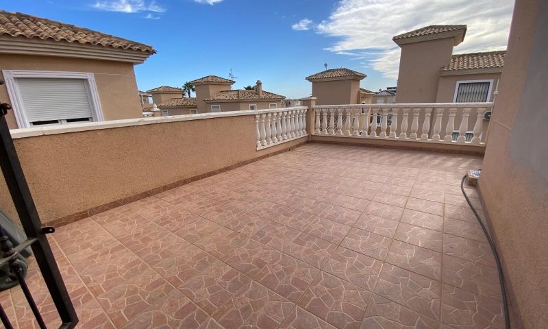 Dining area in villa for sale in Orihuela Costa