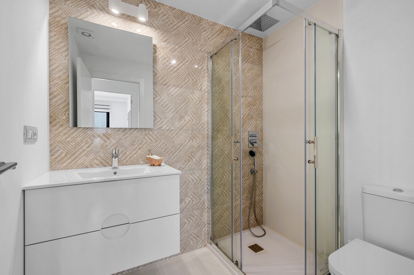 Master bedroom in apartment for sale in San Miguel de Salinas