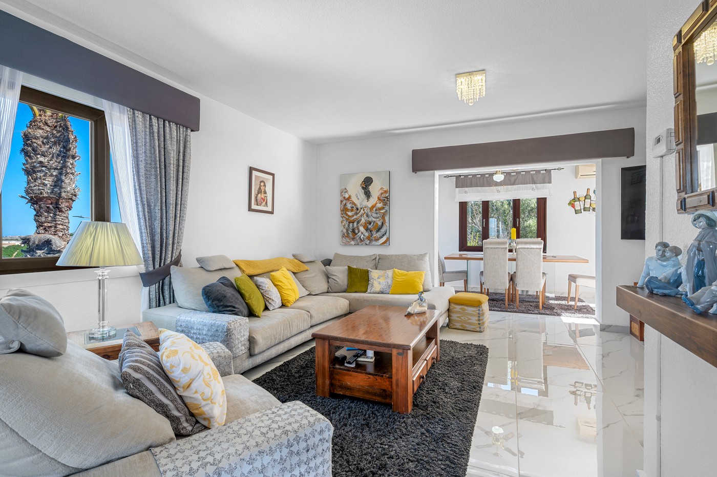 Living room in villa for sale in Almoradi