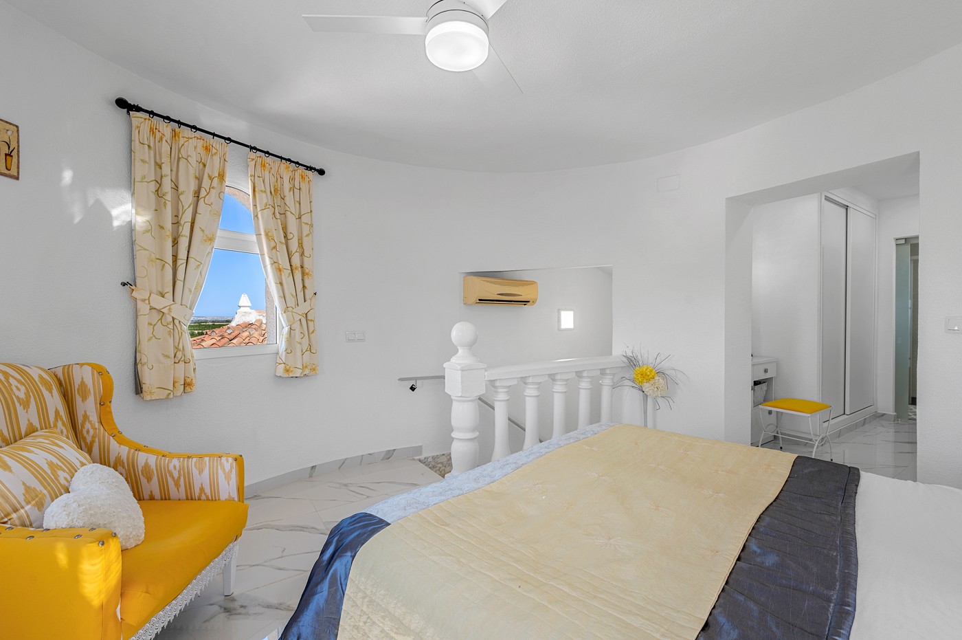 Kitchen in villa for sale in Almoradi