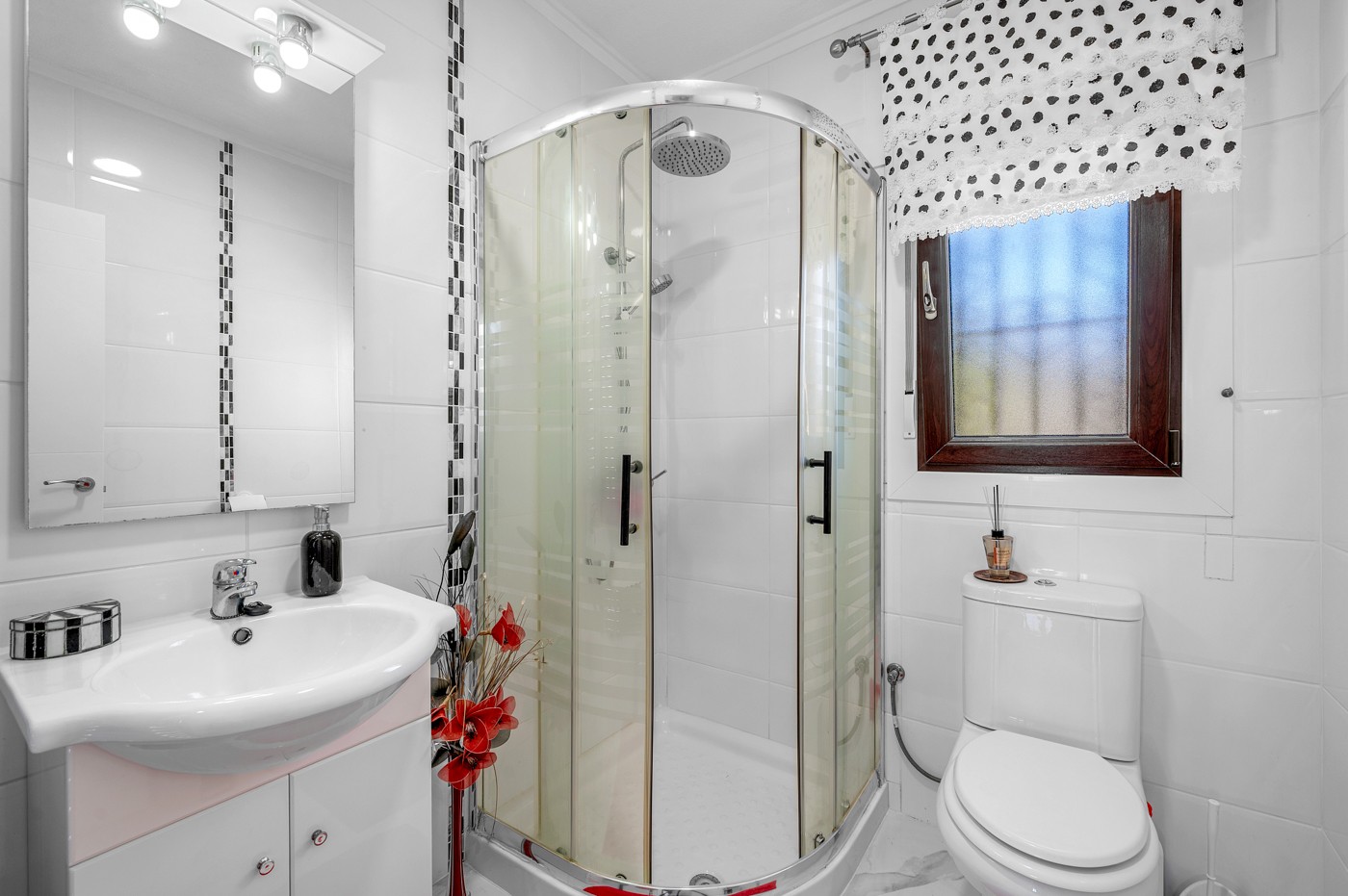 Garden in villa for sale in Almoradi