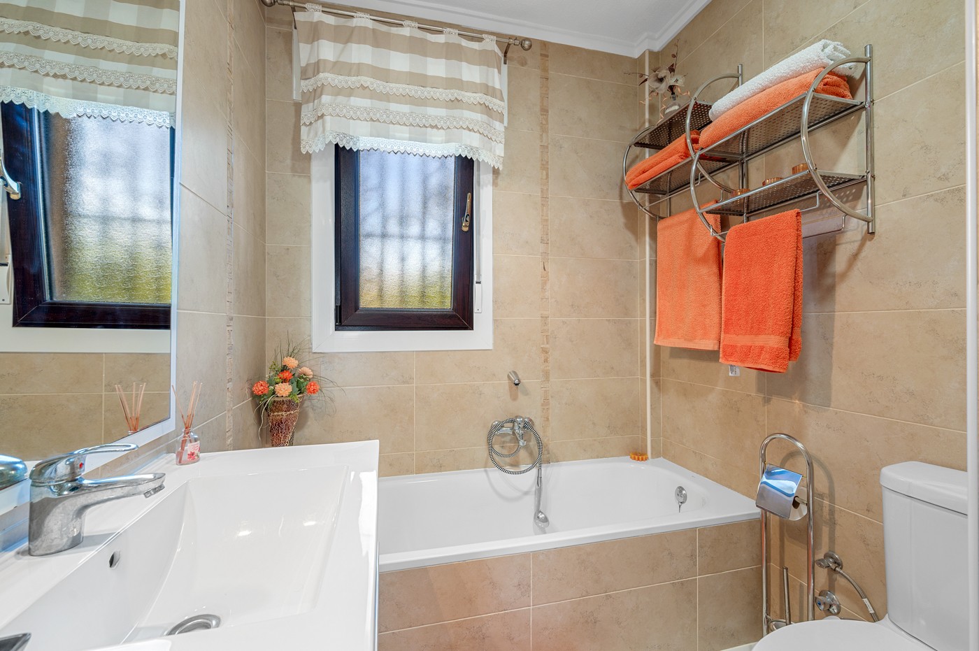 Kitchen in villa for sale in Almoradi