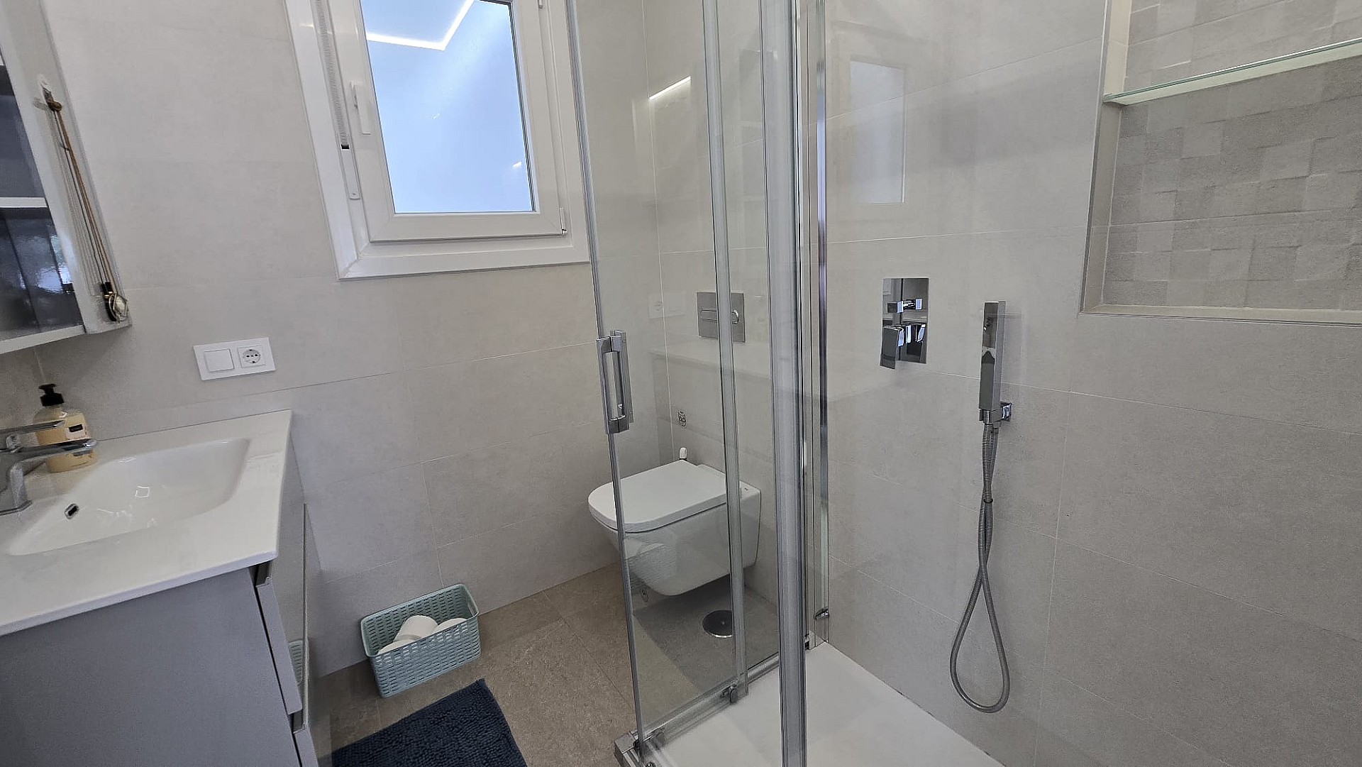 Pool area in villa for sale in San Pedro del Pinatar