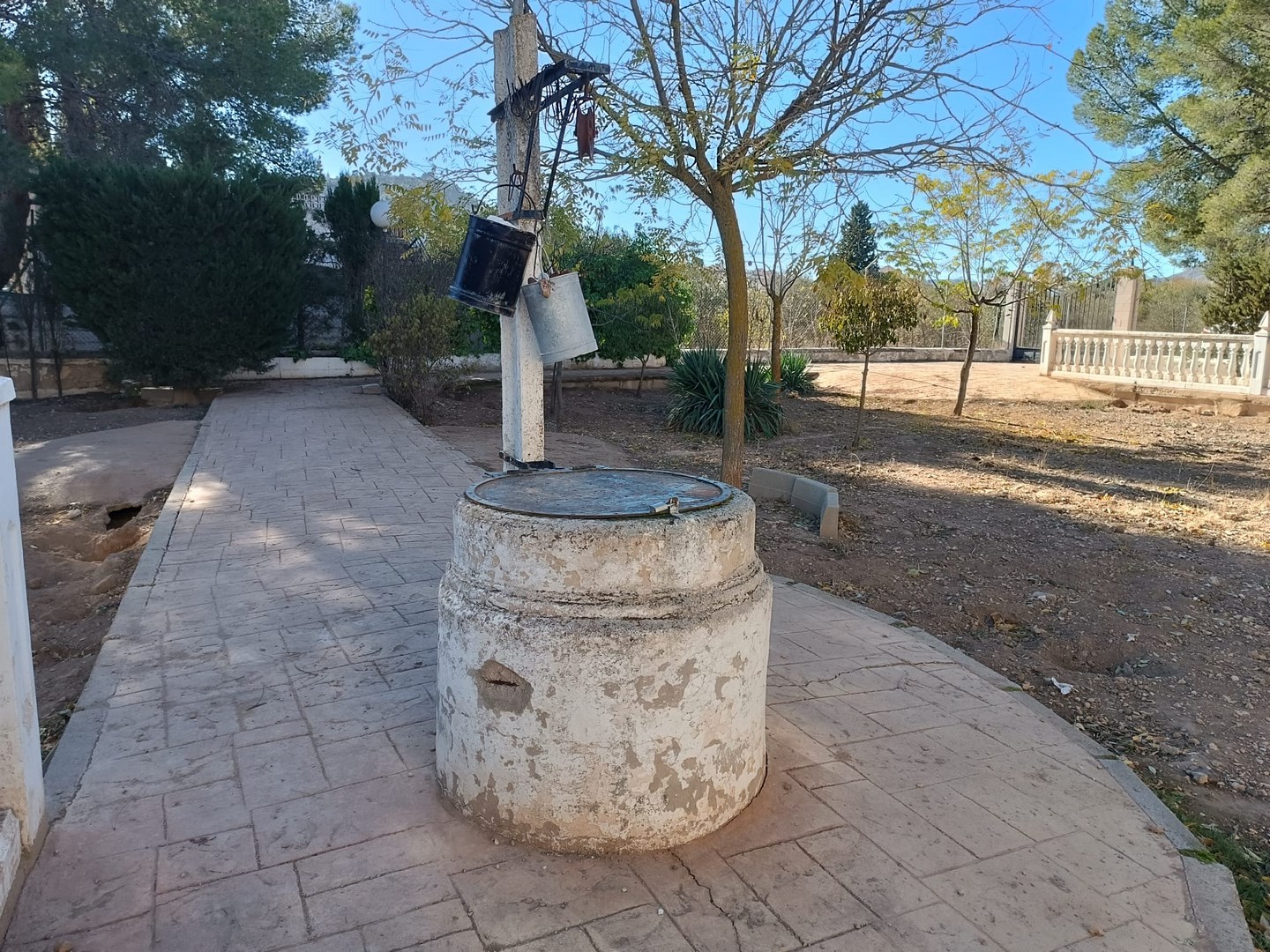 Terrace in villa for sale in Yecla