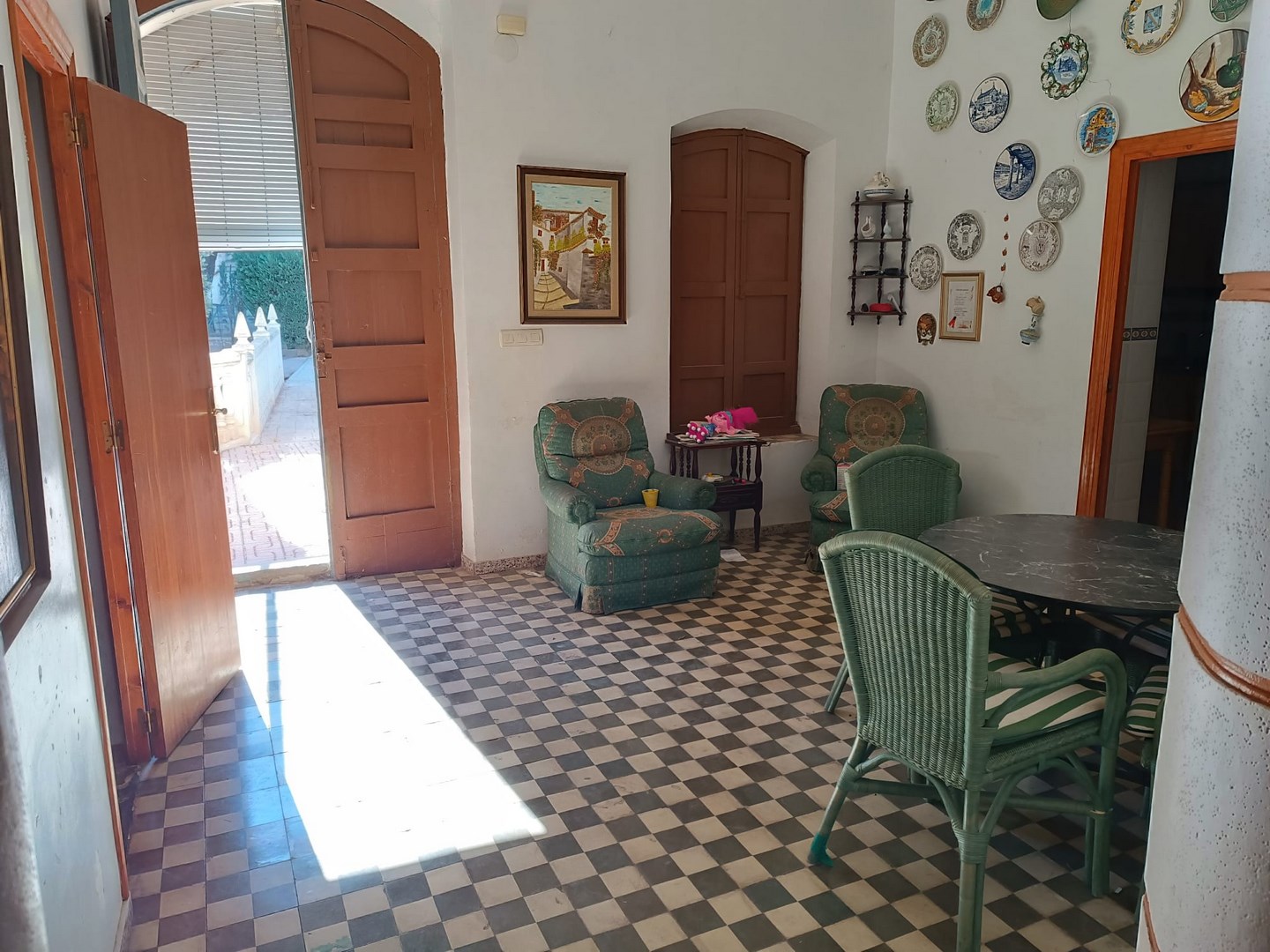Garden in villa for sale in Yecla