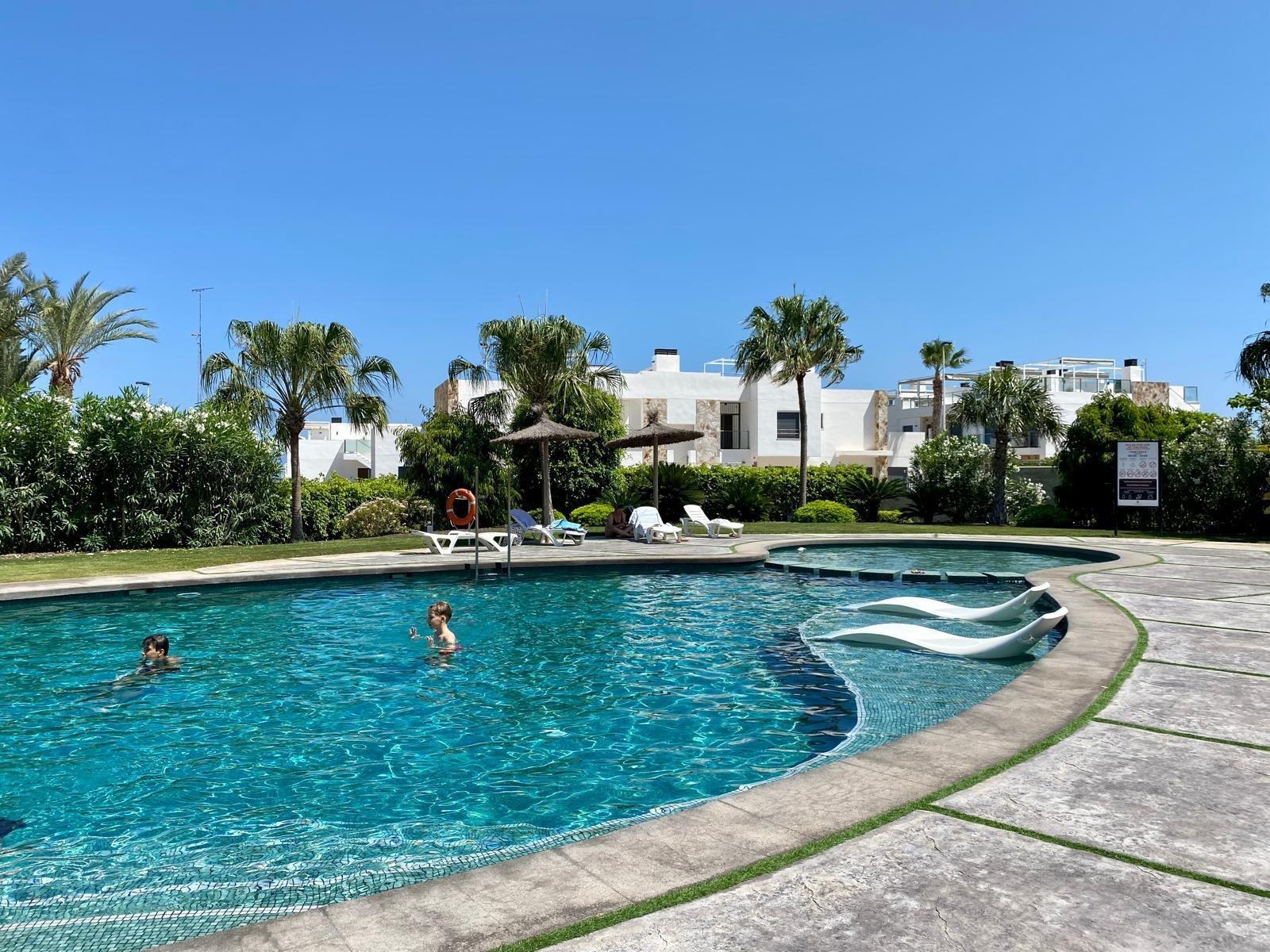 Bathroom in penthouse for sale in Torrevieja