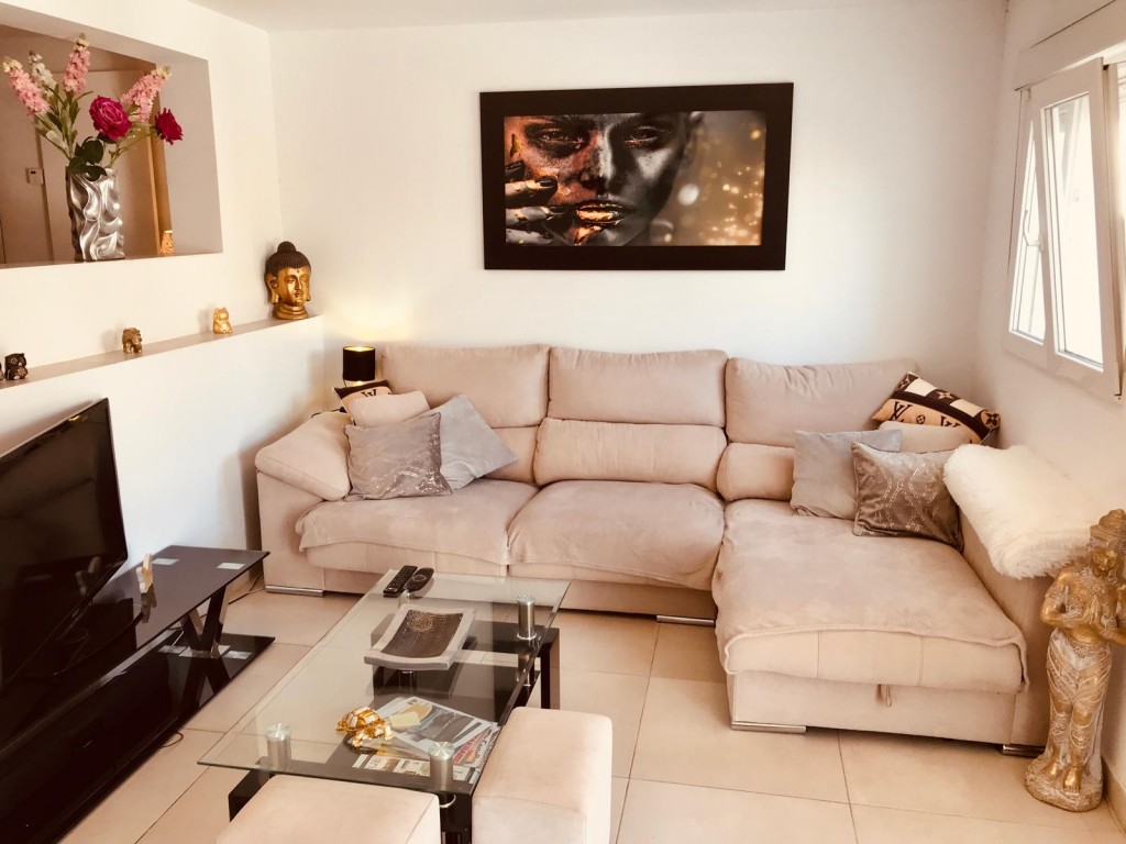 Dining area in villa for sale in Ciudad Quesada