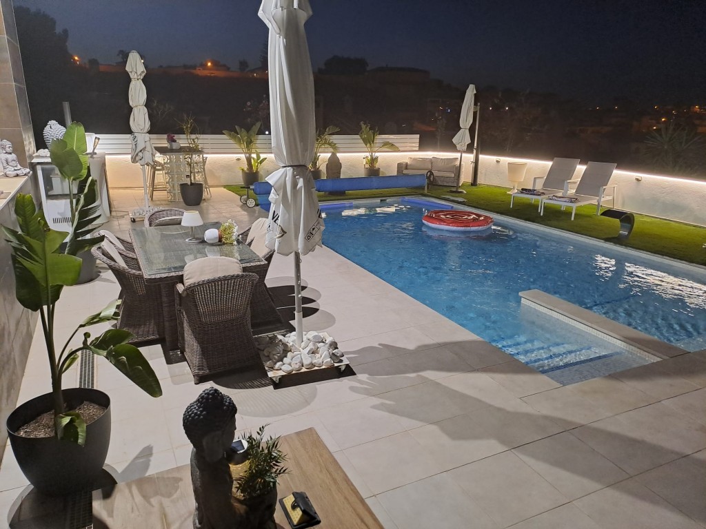 Terrace in villa for sale in Ciudad Quesada