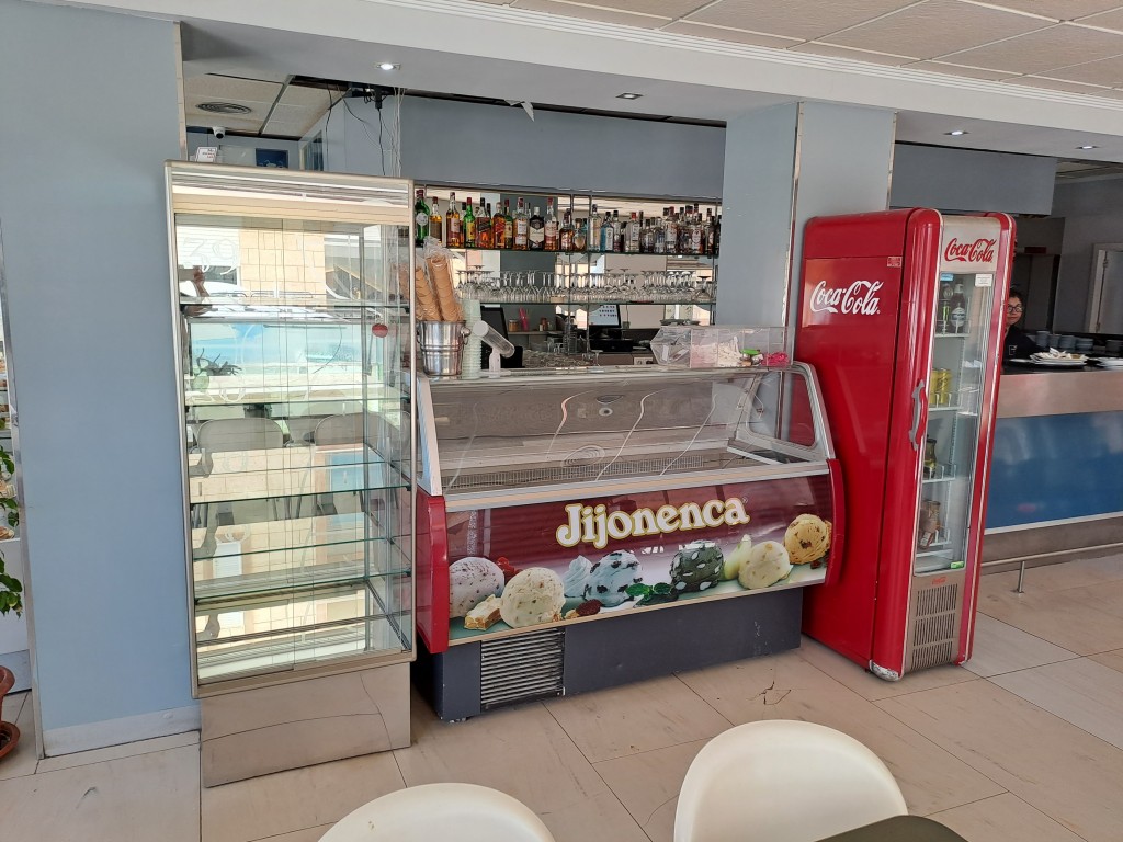 Terrace in commercial for sale in La Mata