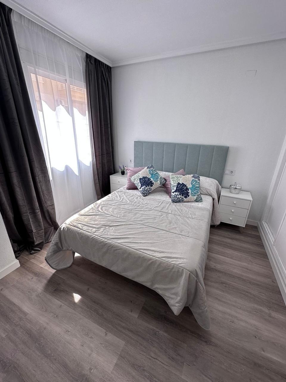 Terrace in apartment for sale in Torrevieja