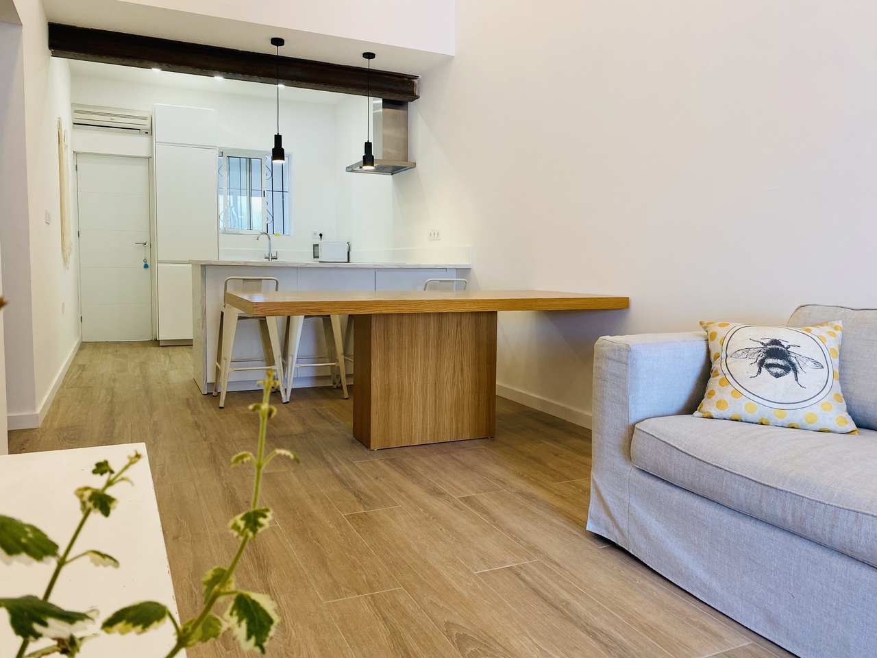 Beautifully Refurbished 2-Bedroom Bungalow in Prime Location – Walk to La Zenia BoulevardLocation: P