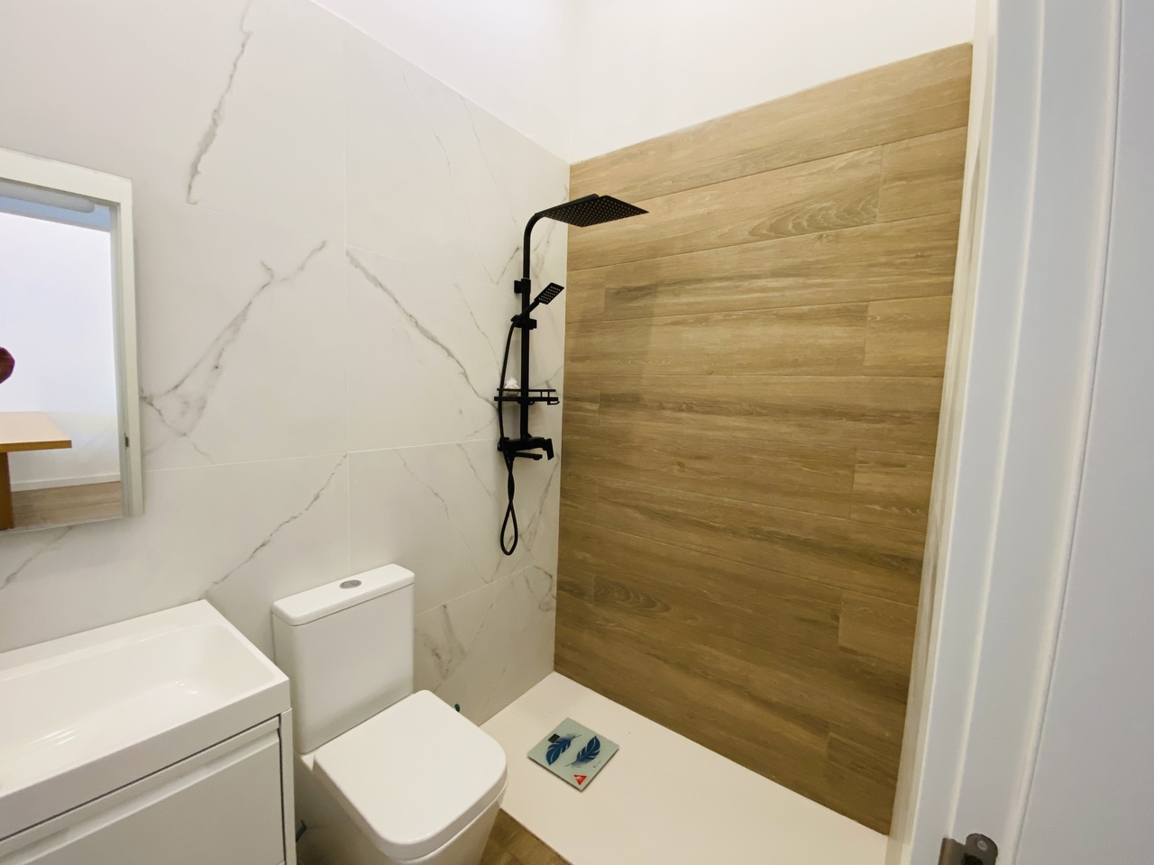 Bathroom in bungalow for sale in Playa Flamenca