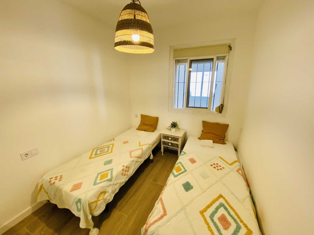 Terrace in bungalow for sale in Playa Flamenca