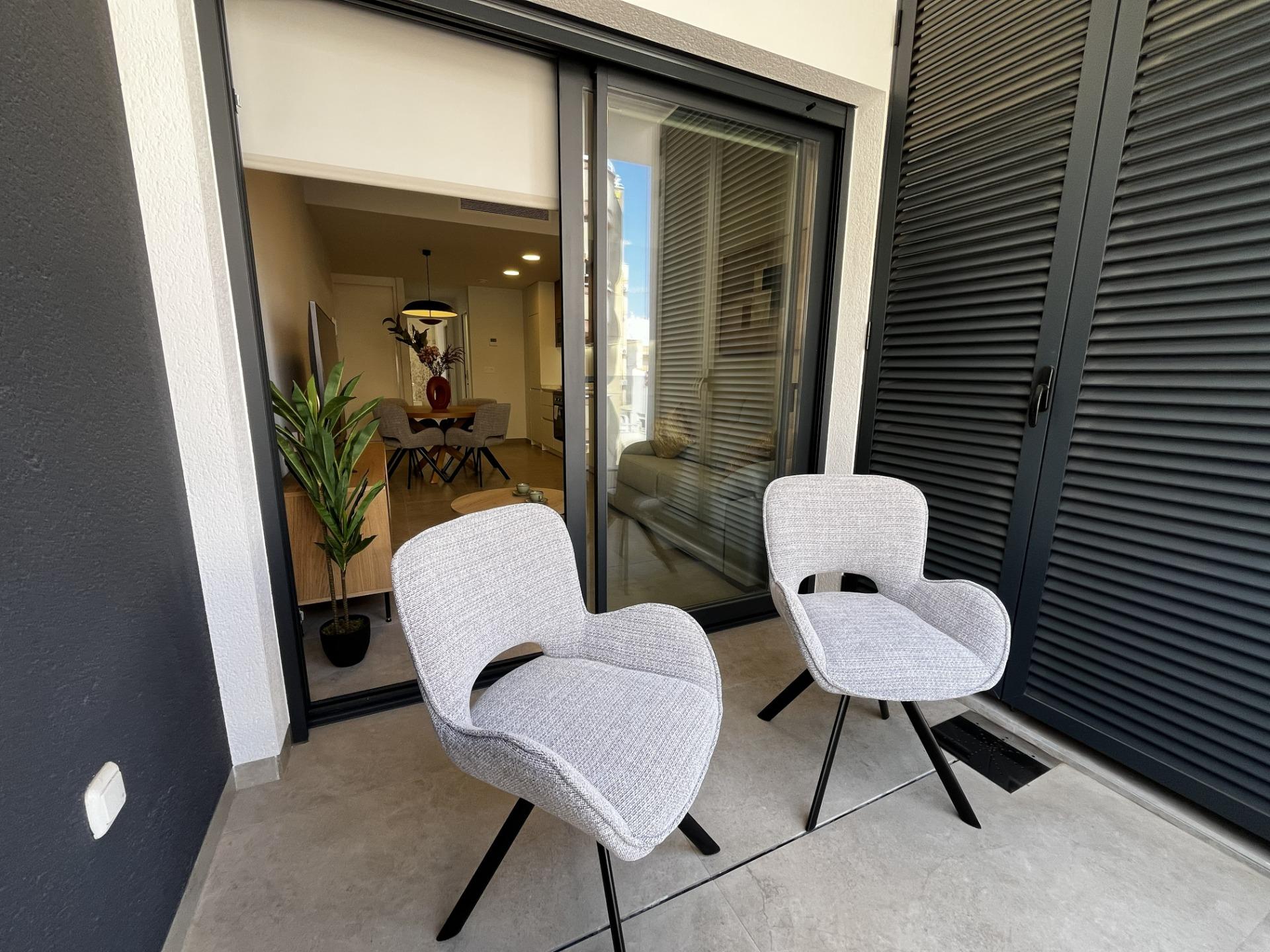 Master bedroom in apartment for sale in Torrevieja