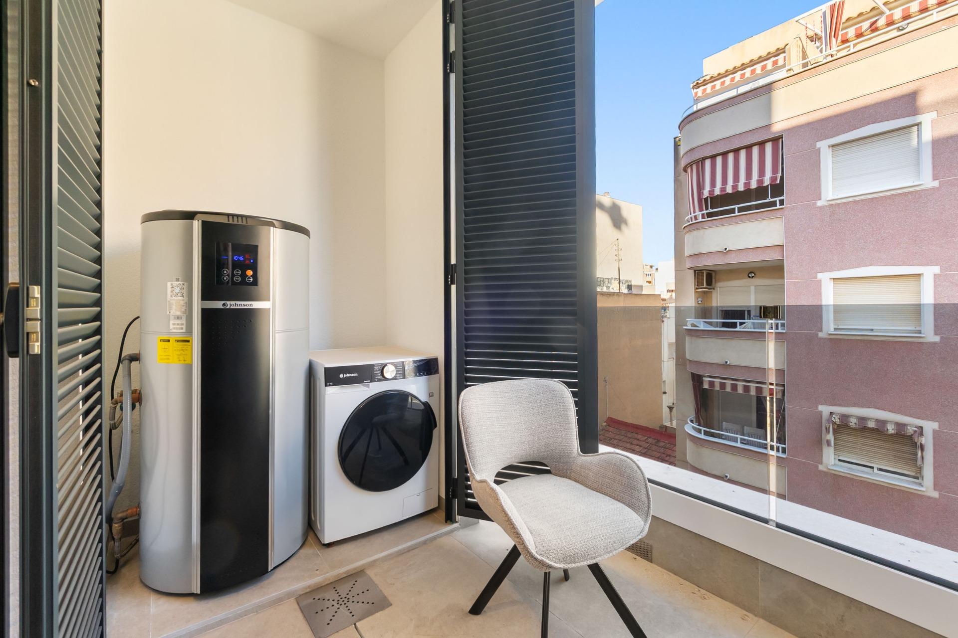 Bathroom in apartment for sale in Torrevieja