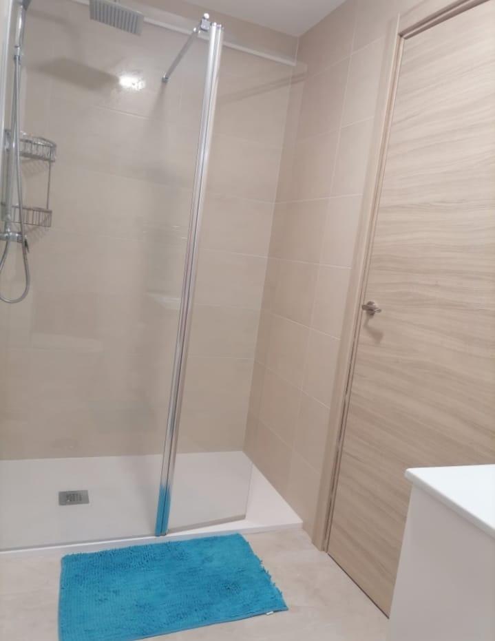 Terrace in apartment for sale in Alicante