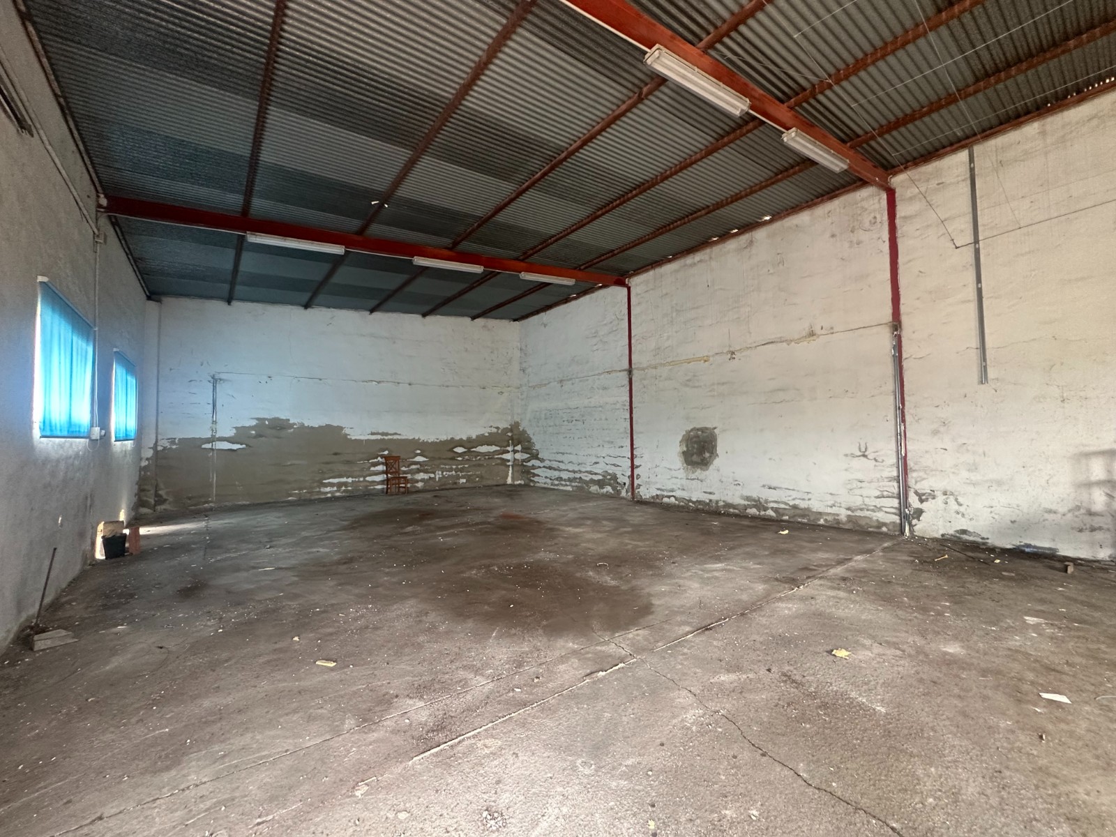 Pool area in commercial for sale in Torremendo