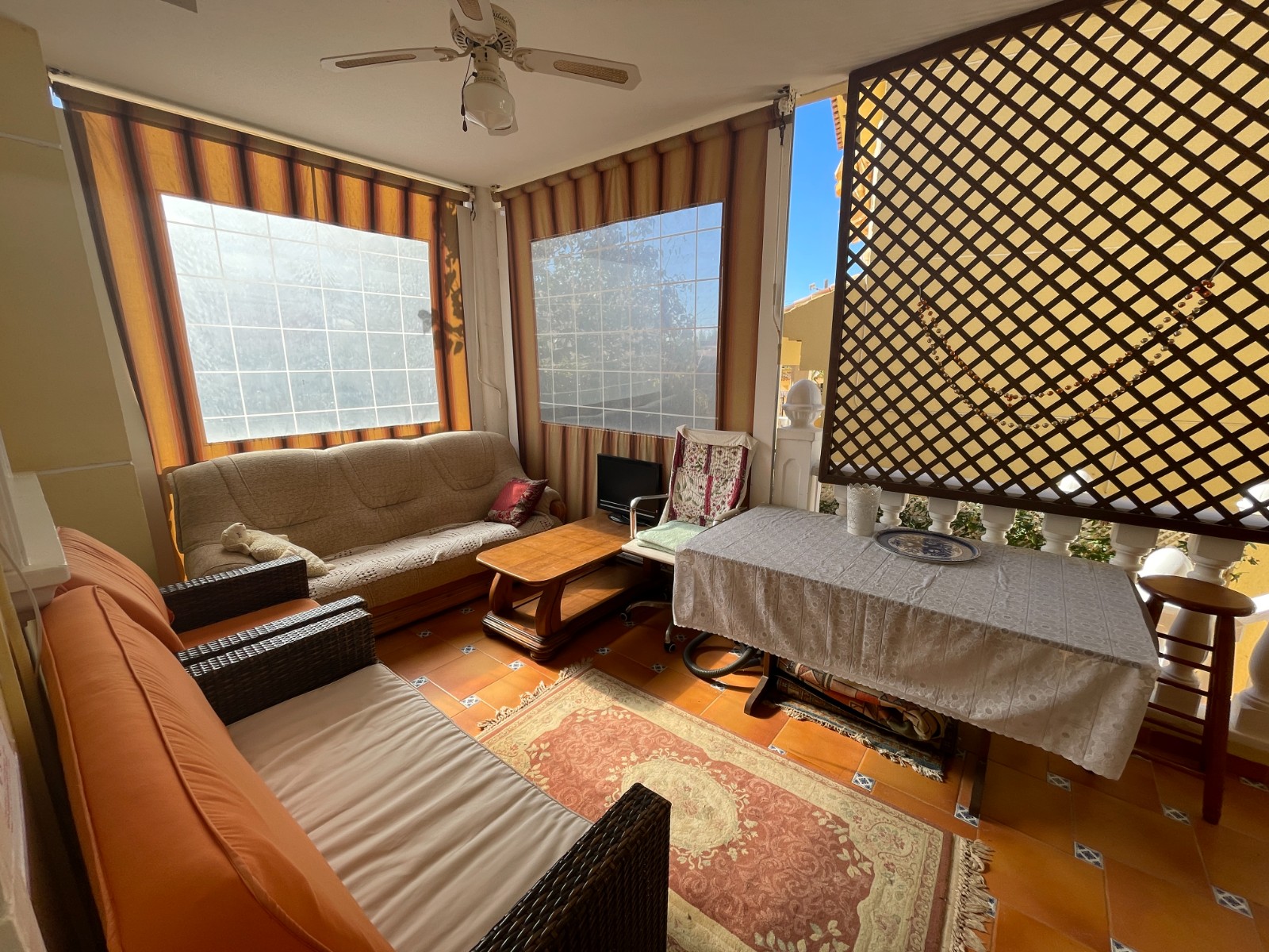 Exterior view in villa for sale in Guardamar del Segura