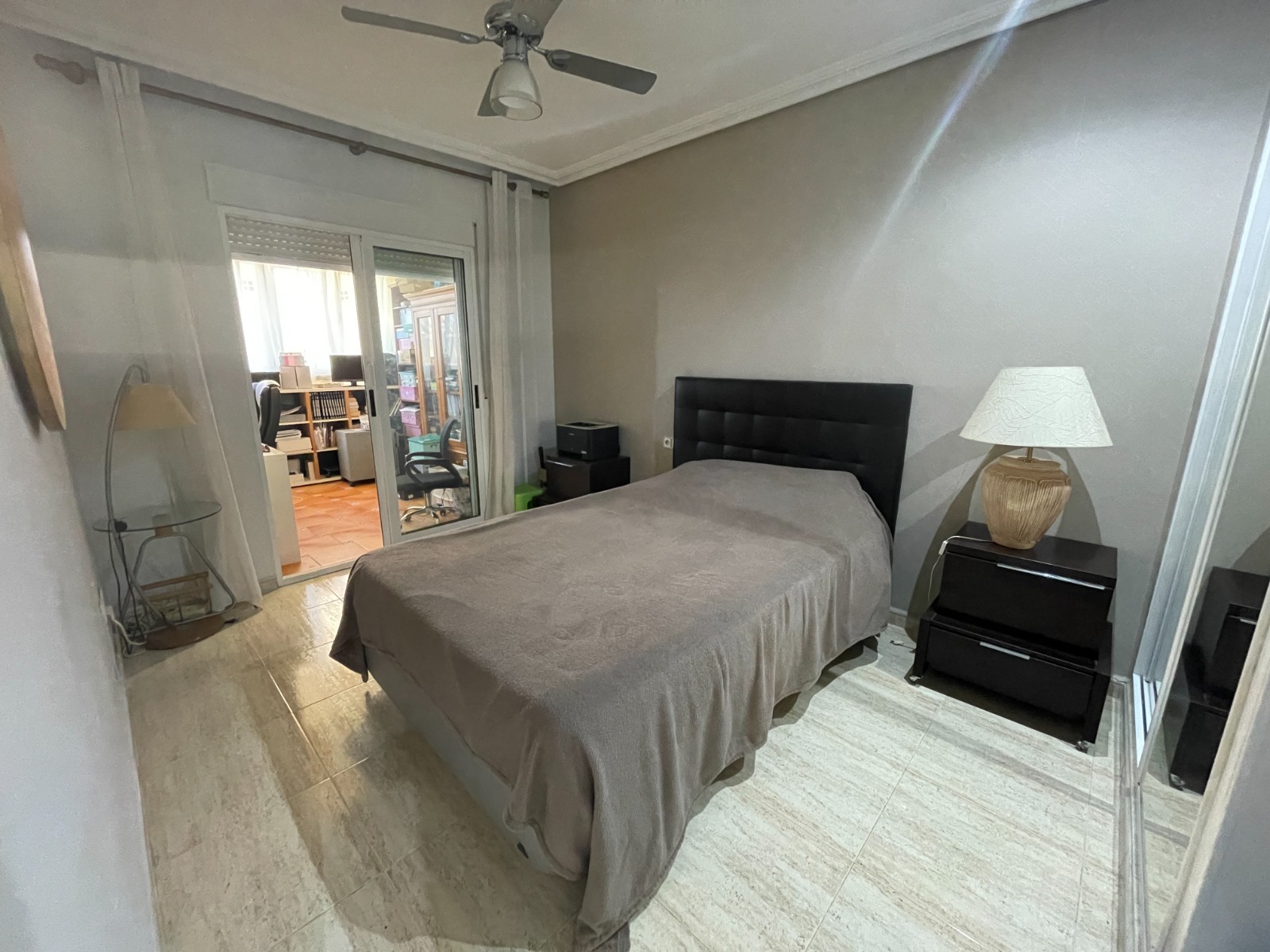 Terrace in villa for sale in Guardamar del Segura