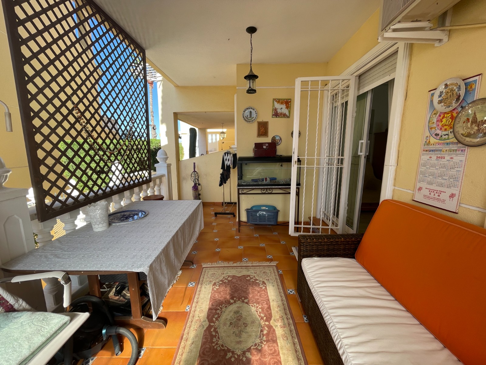 Bedroom in villa for sale in Guardamar del Segura