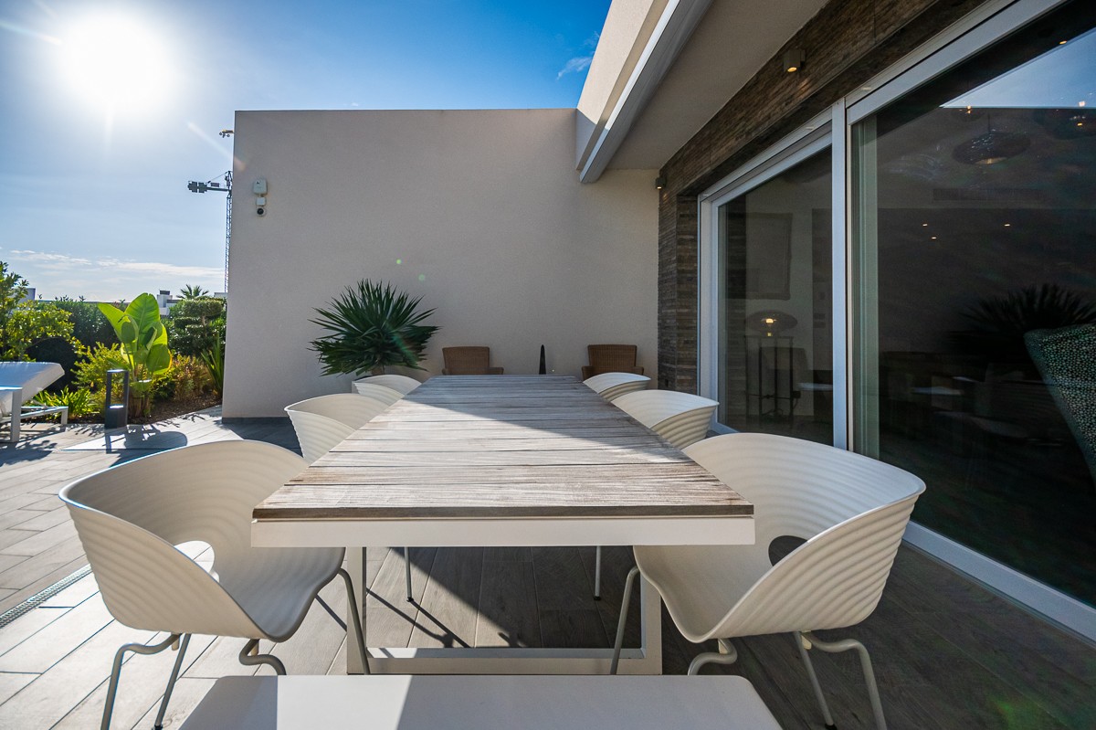 Dining area in villa for sale in Algorfa