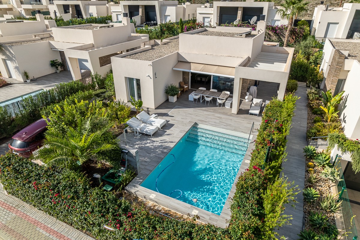 Terrace in villa for sale in Algorfa