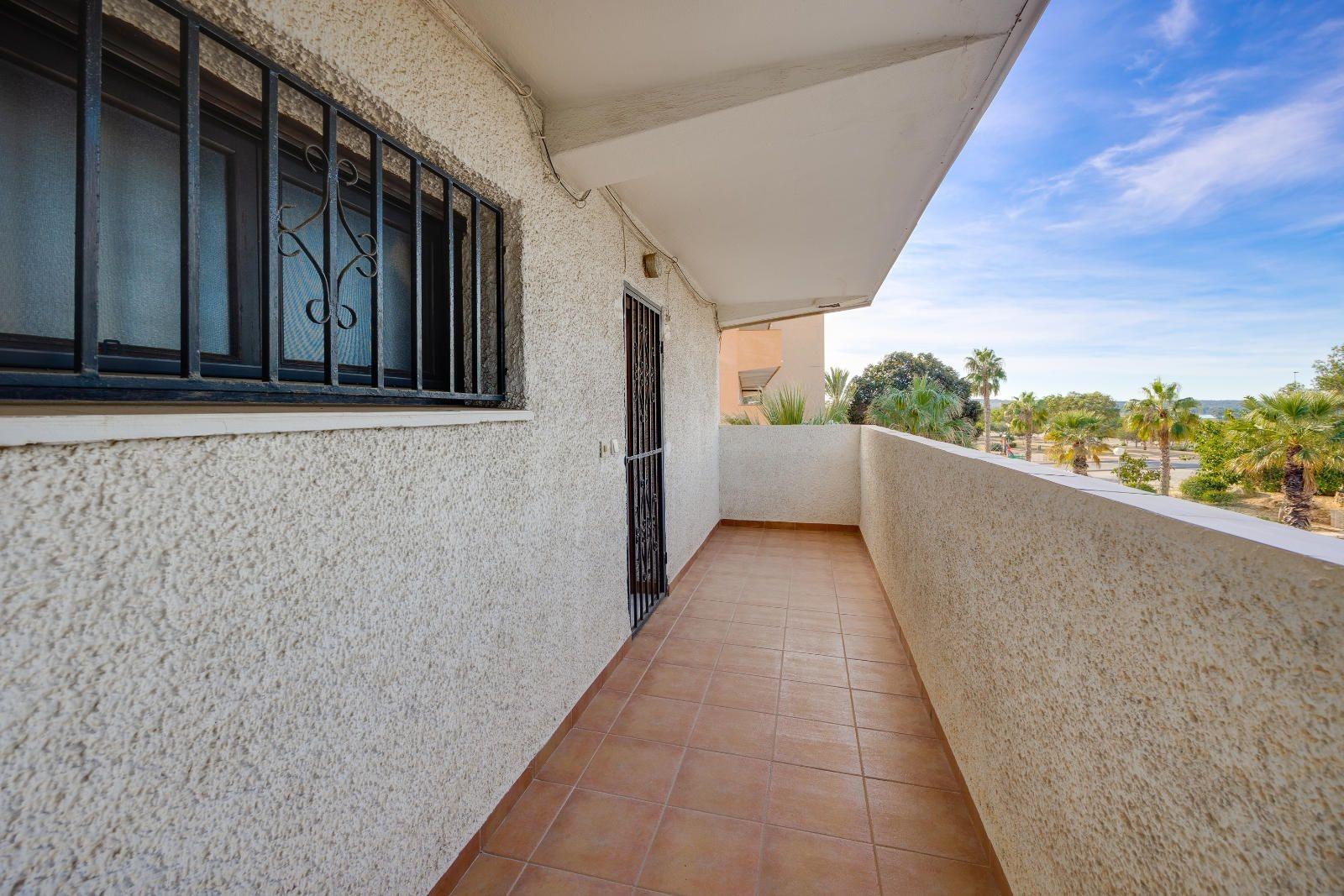 Garden in apartment for sale in Guardamar del Segura