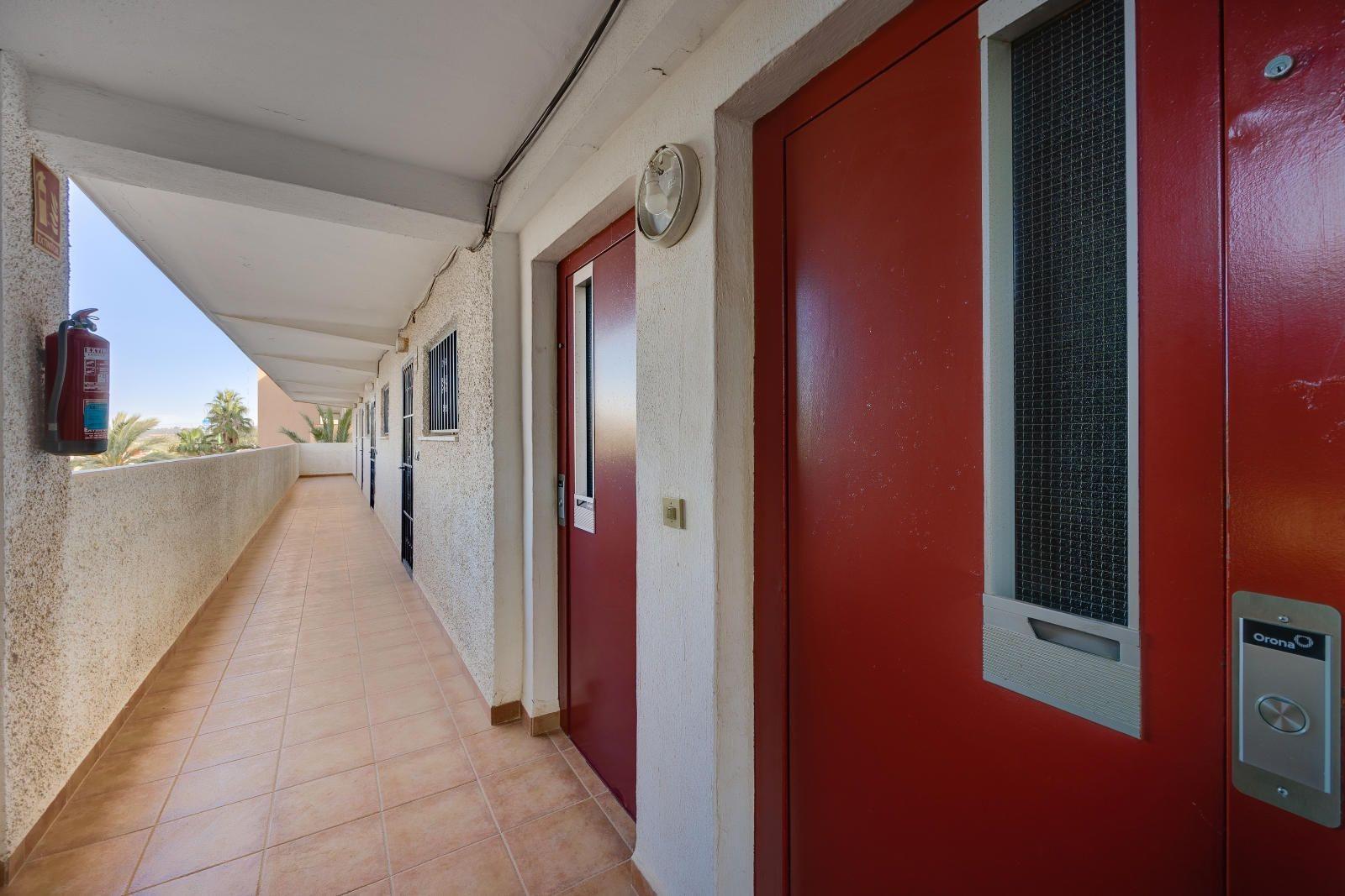 Dining area in apartment for sale in Guardamar del Segura