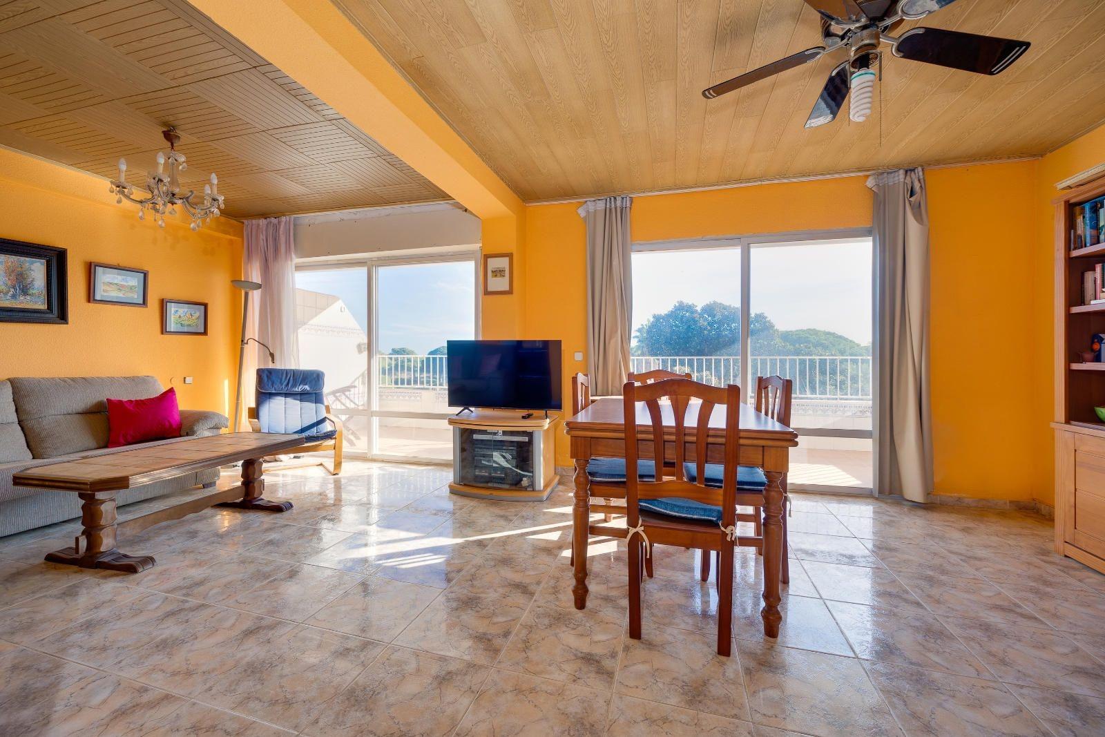 Pool area in apartment for sale in Guardamar del Segura