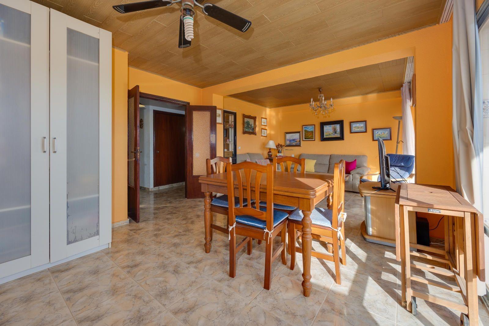 Dining area in apartment for sale in Guardamar del Segura