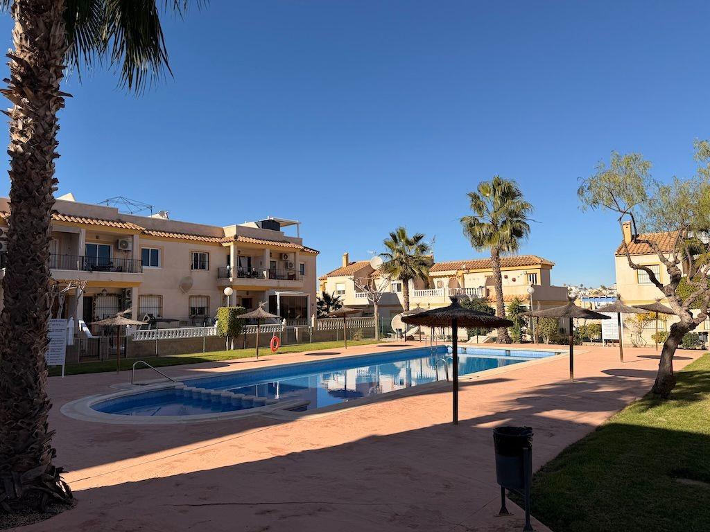 Kitchen in bungalow for sale in Orihuela Costa