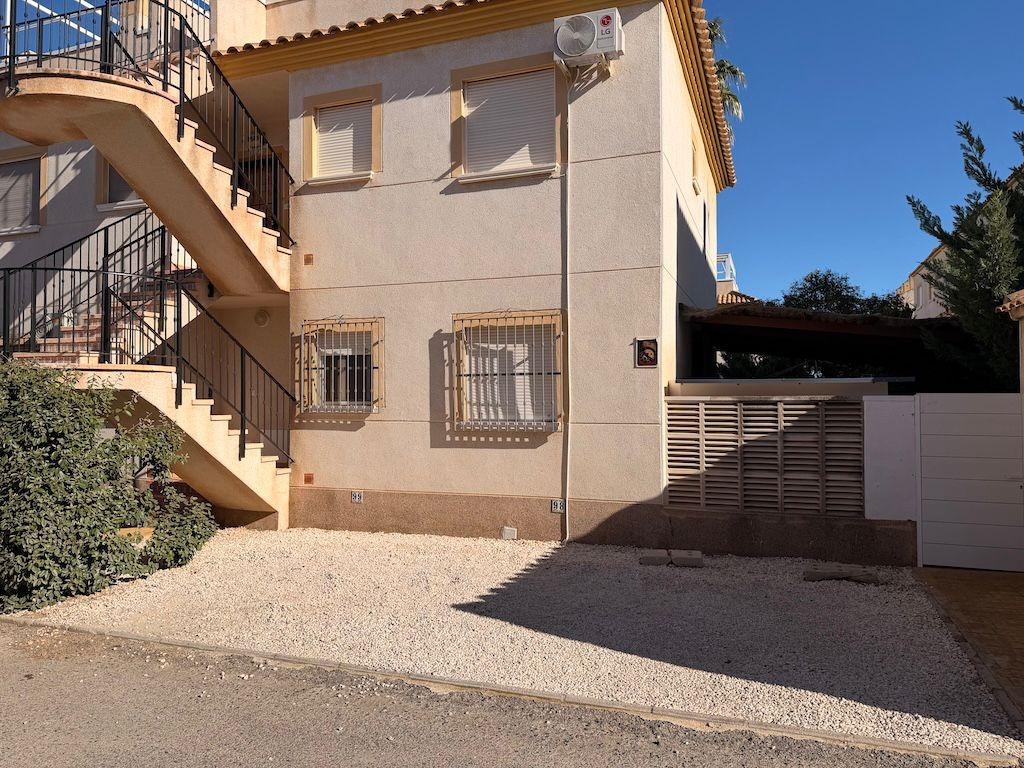 Bathroom in bungalow for sale in Orihuela Costa