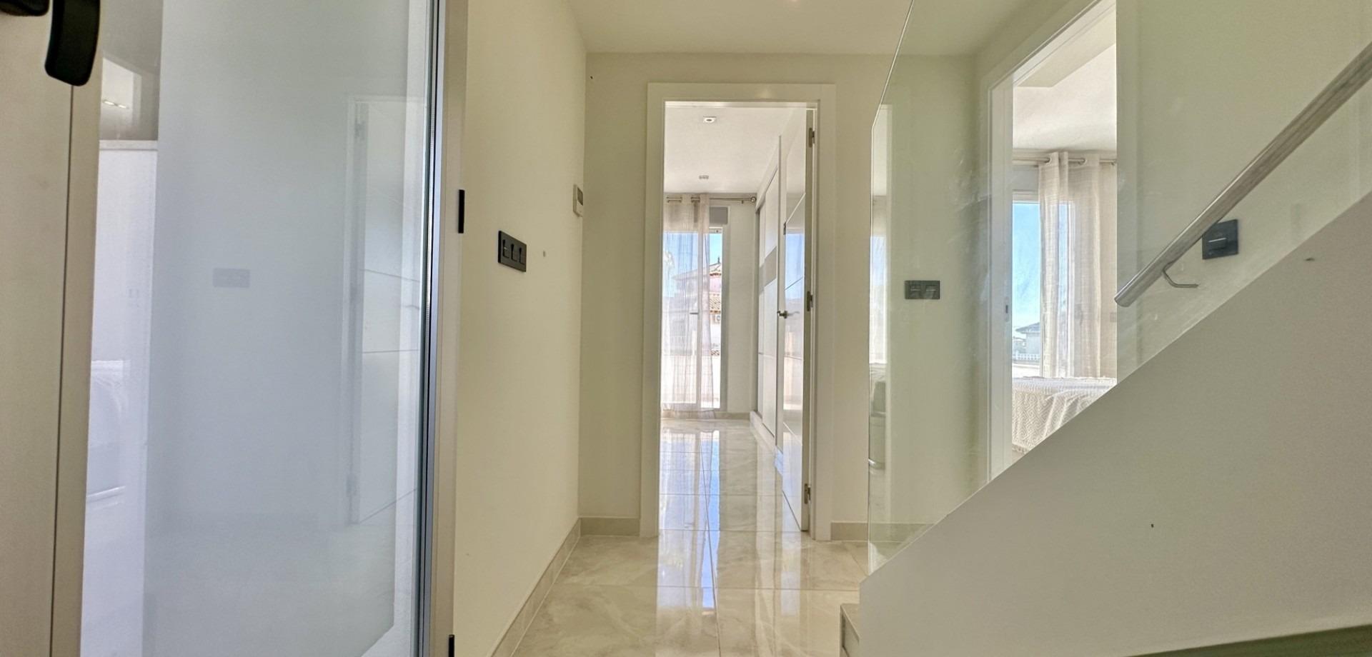 Dining area in villa for sale in Orihuela Costa