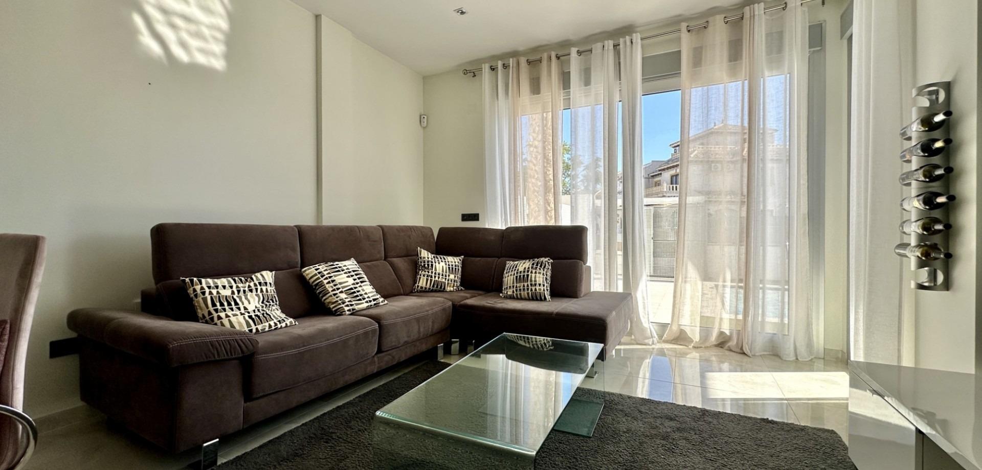 Terrace in villa for sale in Orihuela Costa