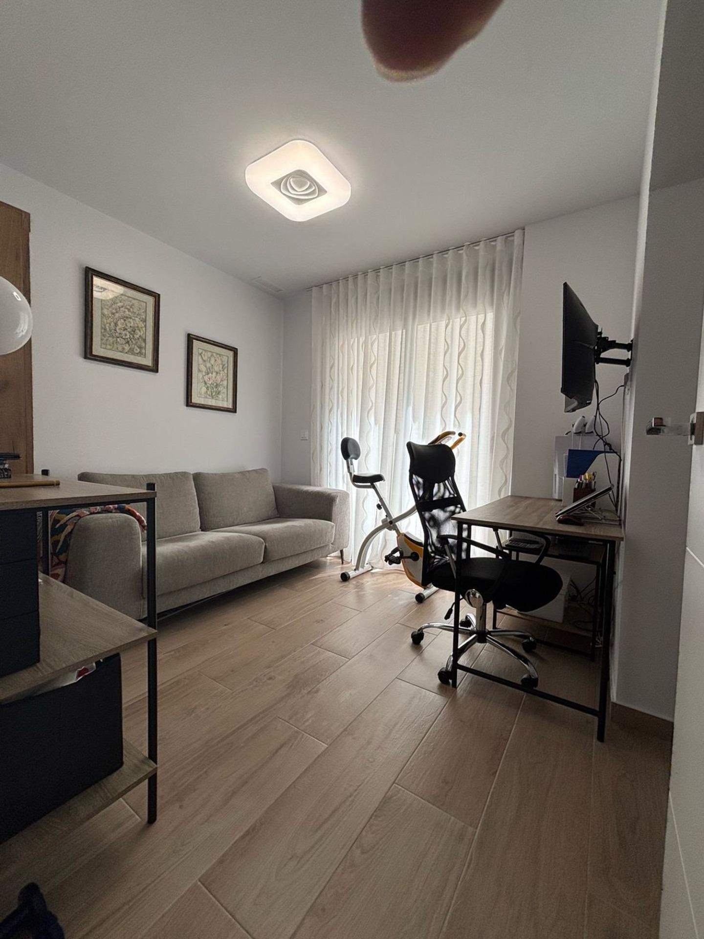 Garden in villa for sale in Orihuela Costa