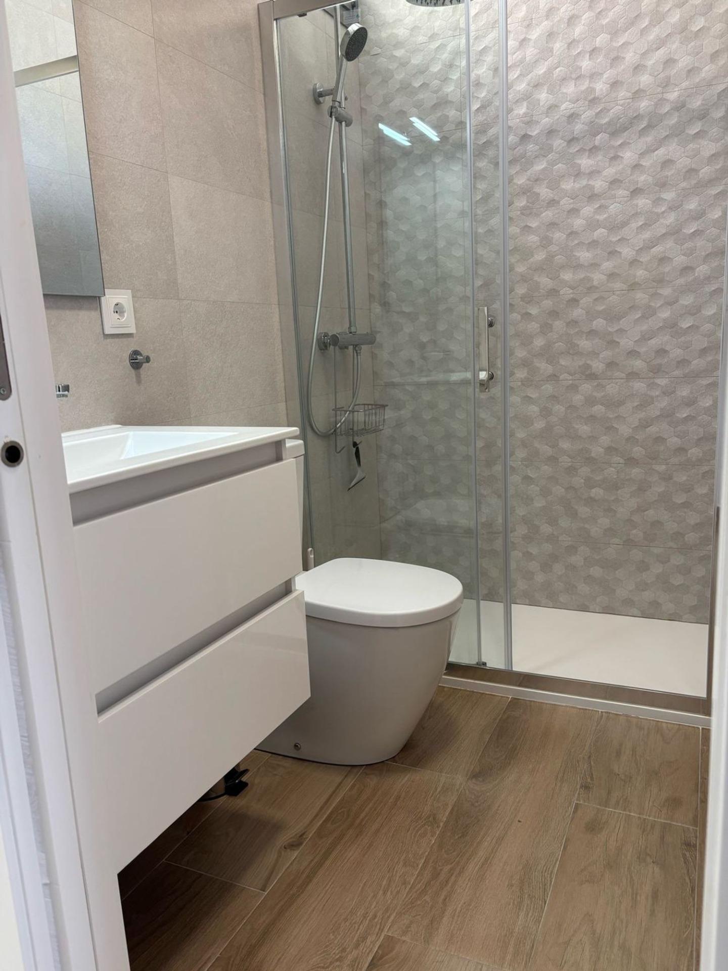Bathroom in villa for sale in Orihuela Costa