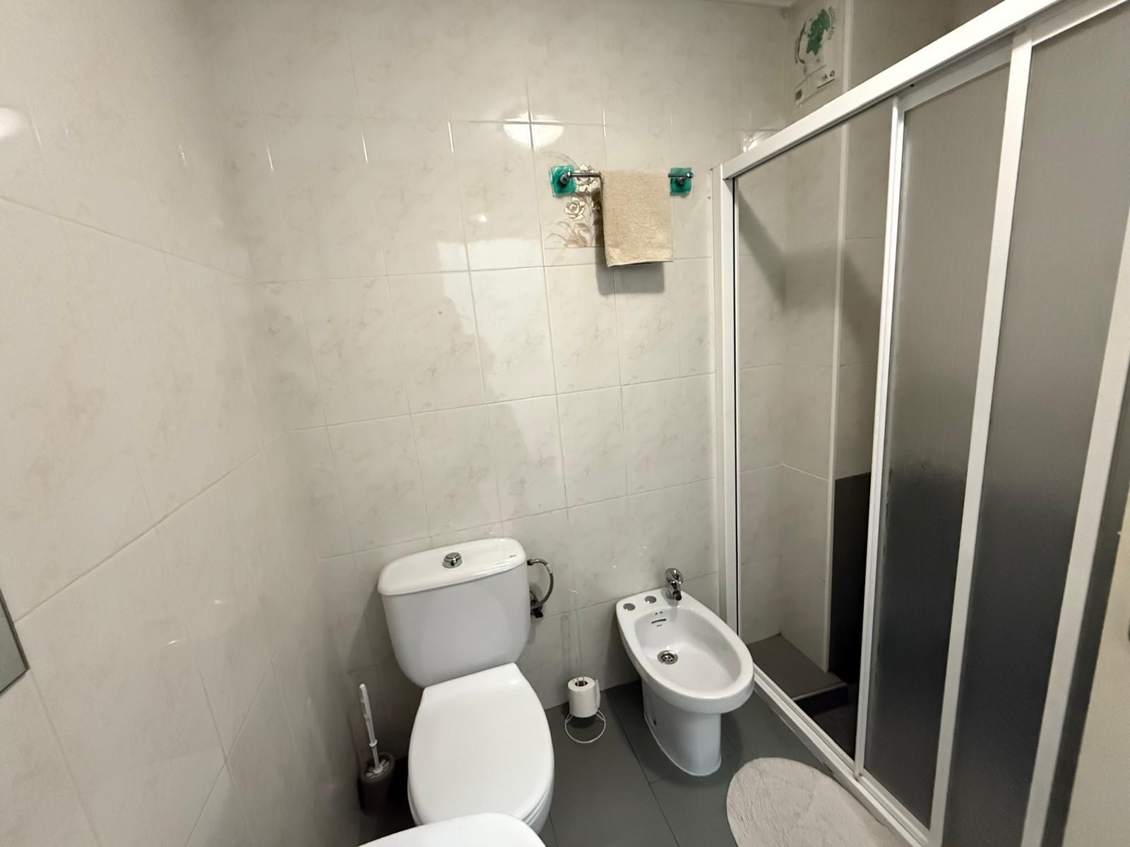 Bedroom in apartment for sale in Torrevieja