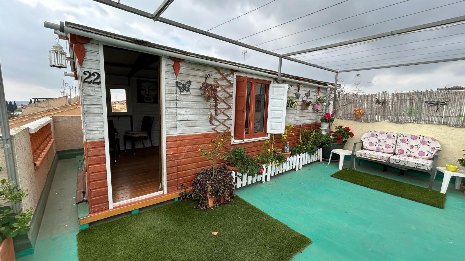 Terrace in villa for sale in Los Montesinos