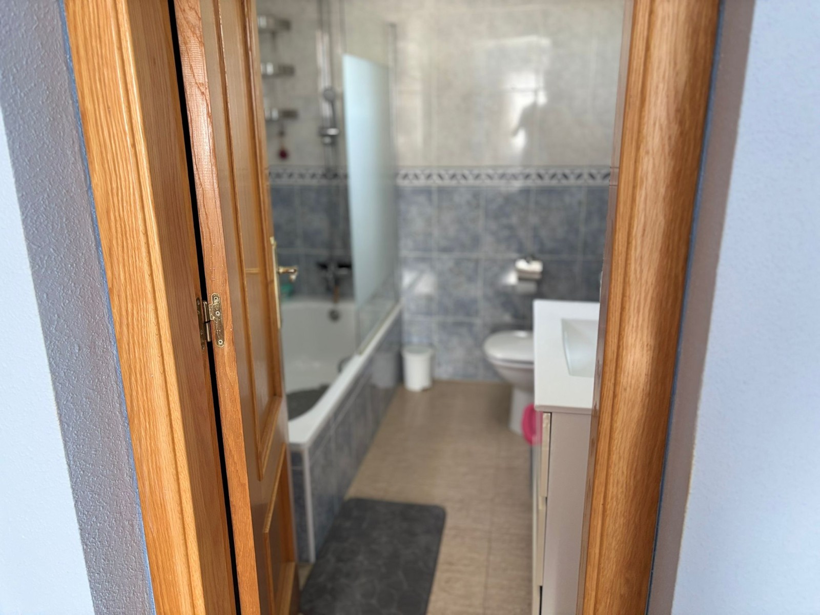 Bathroom in villa for sale in Torre Pacheco