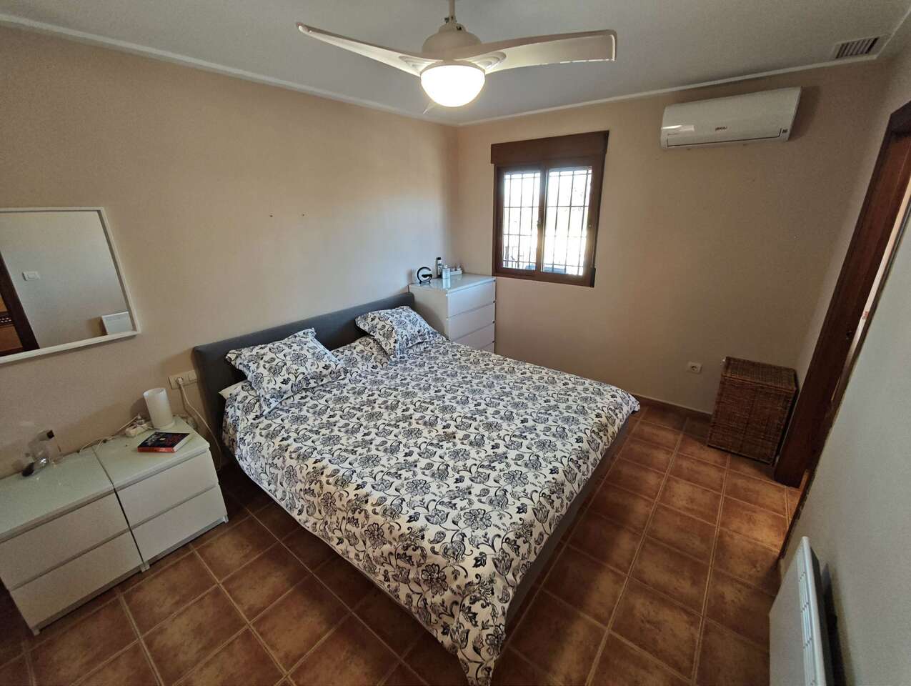 Bathroom in villa for sale in Canada del Trigo