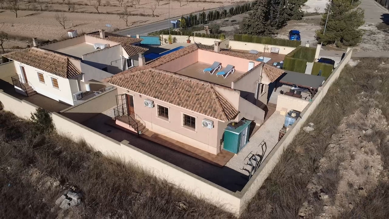Terrace in villa for sale in Canada del Trigo