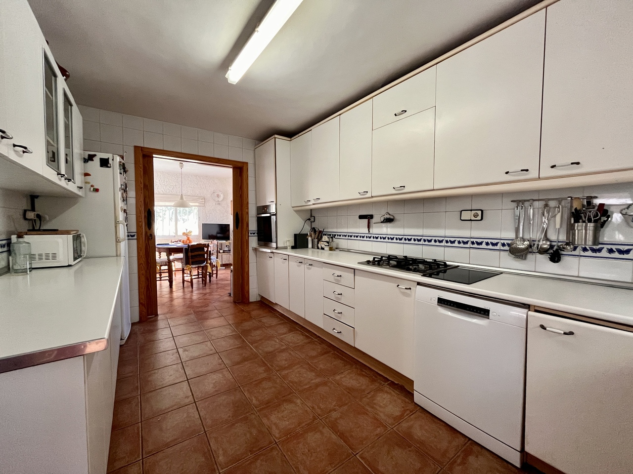 Kitchen in villa for sale in Cabo Roig