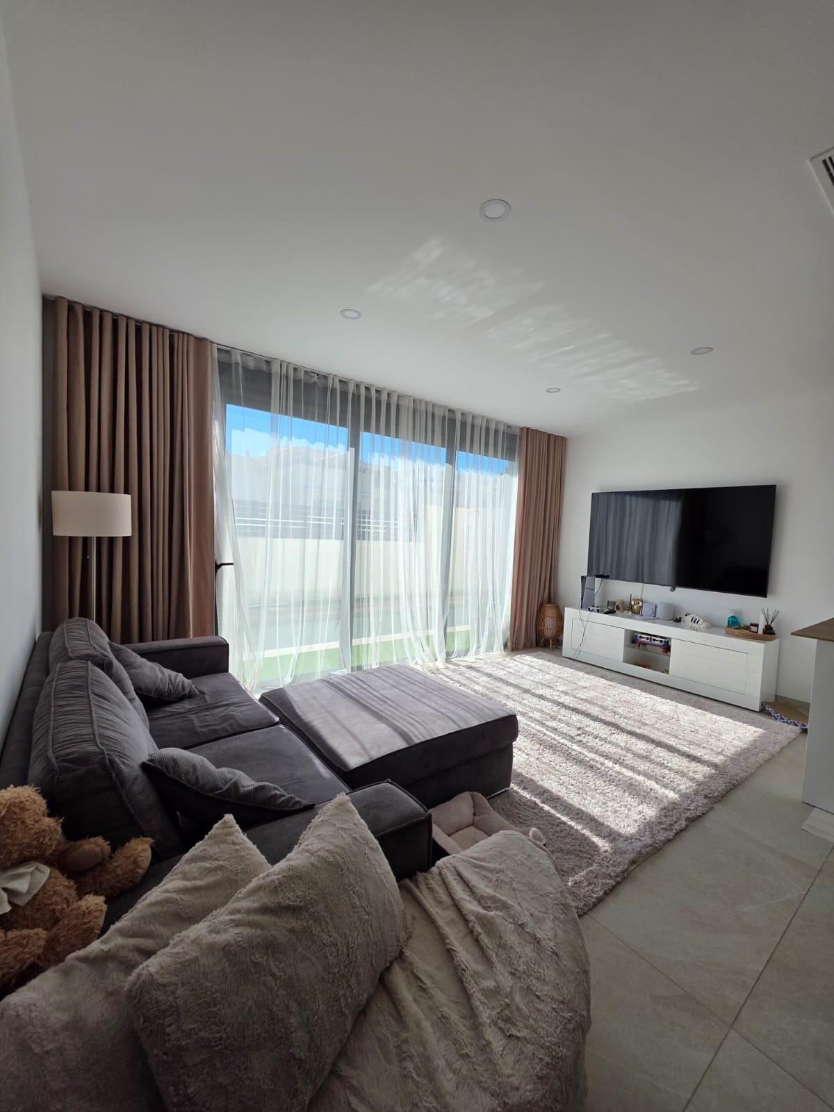 Bedroom in villa for sale in Benijofar