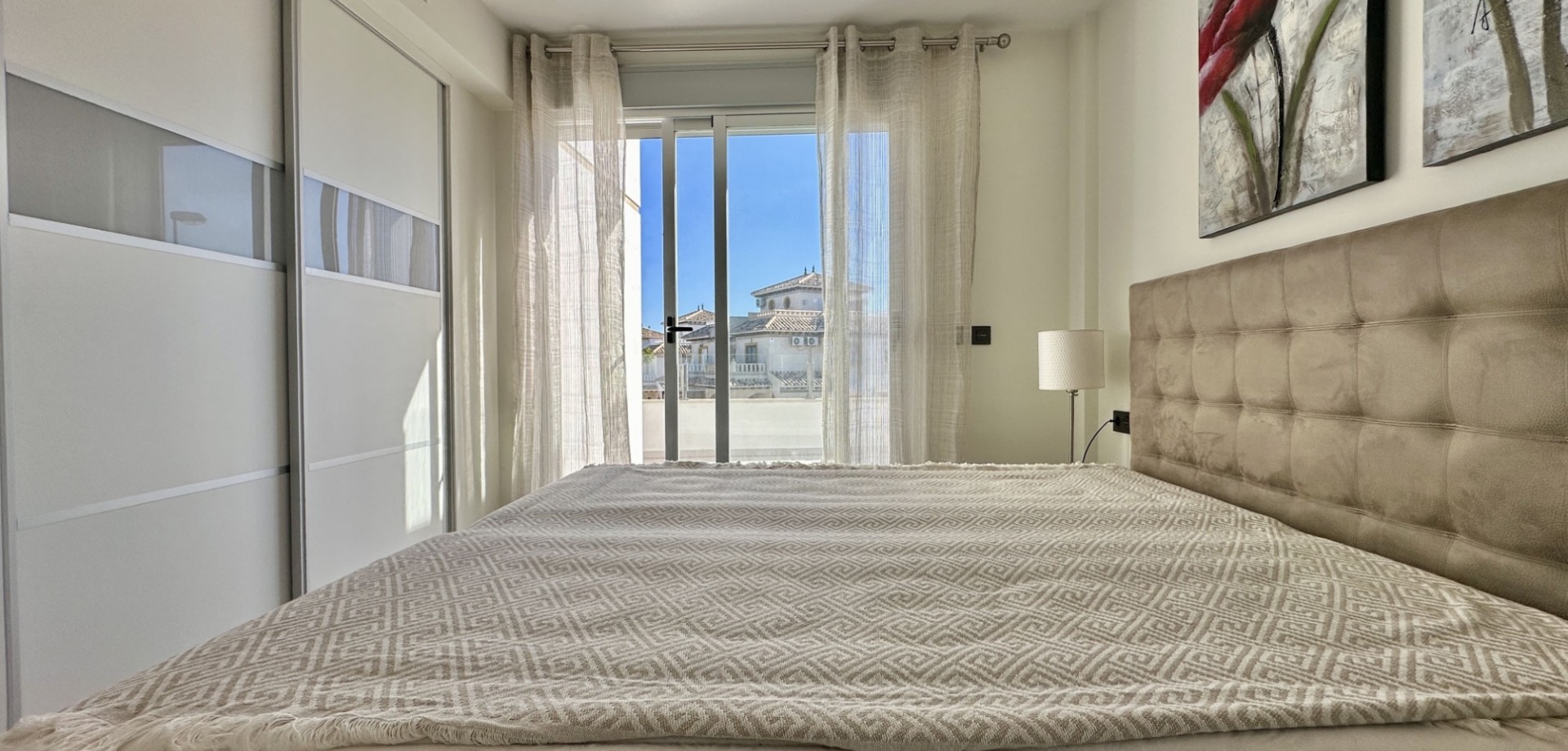 Kitchen in villa for sale in Orihuela Costa