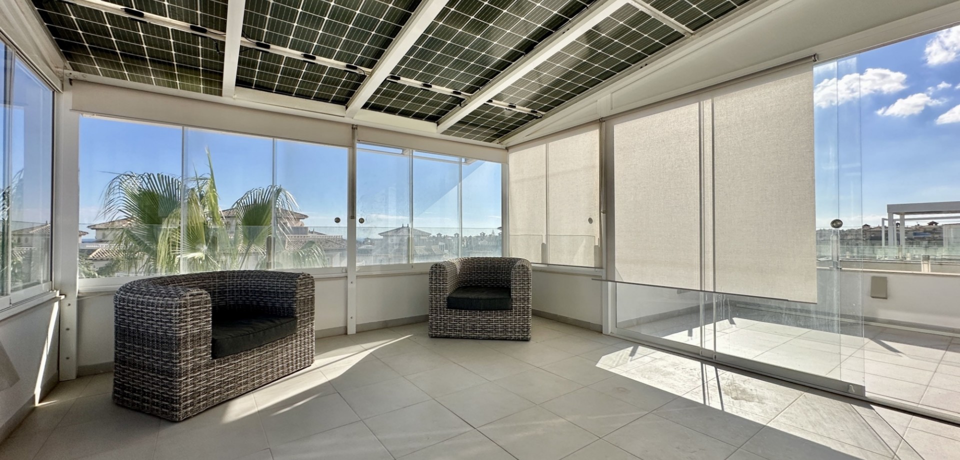 Dining area in villa for sale in Orihuela Costa