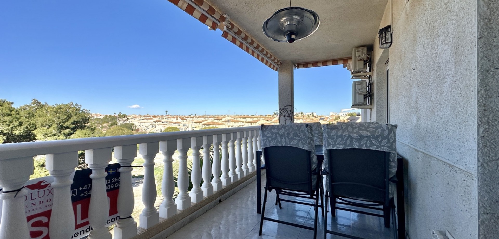 Garden in apartment for sale in Orihuela Costa