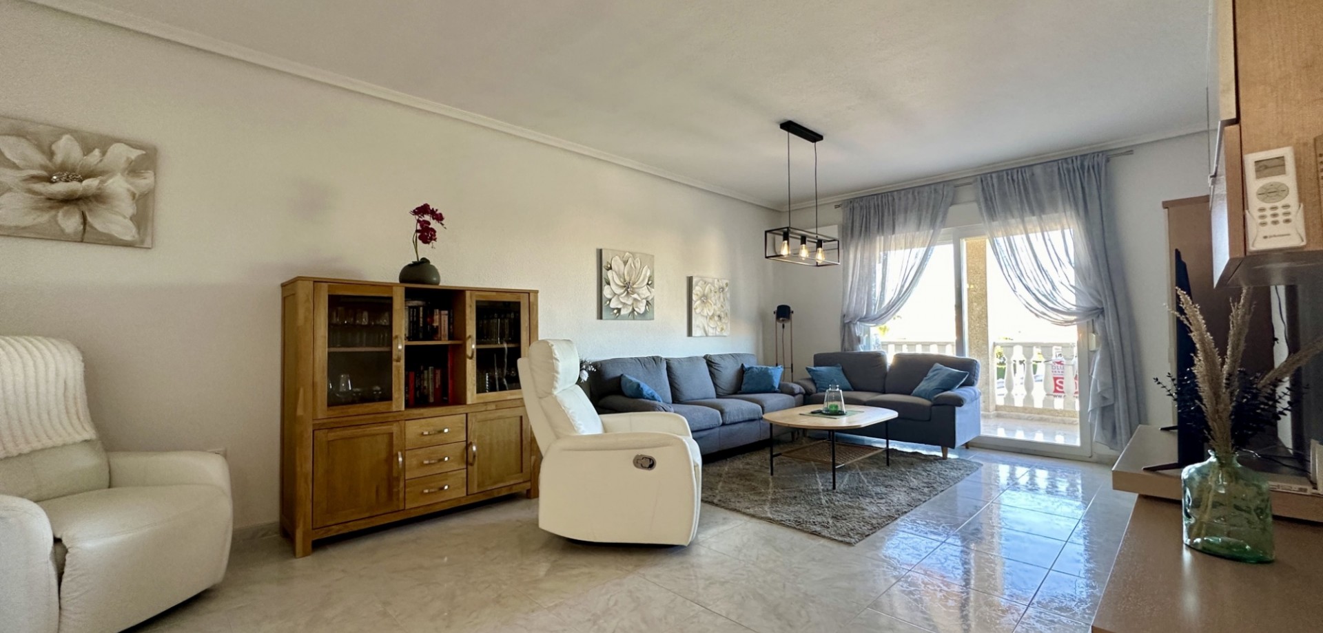 Kitchen in apartment for sale in Orihuela Costa