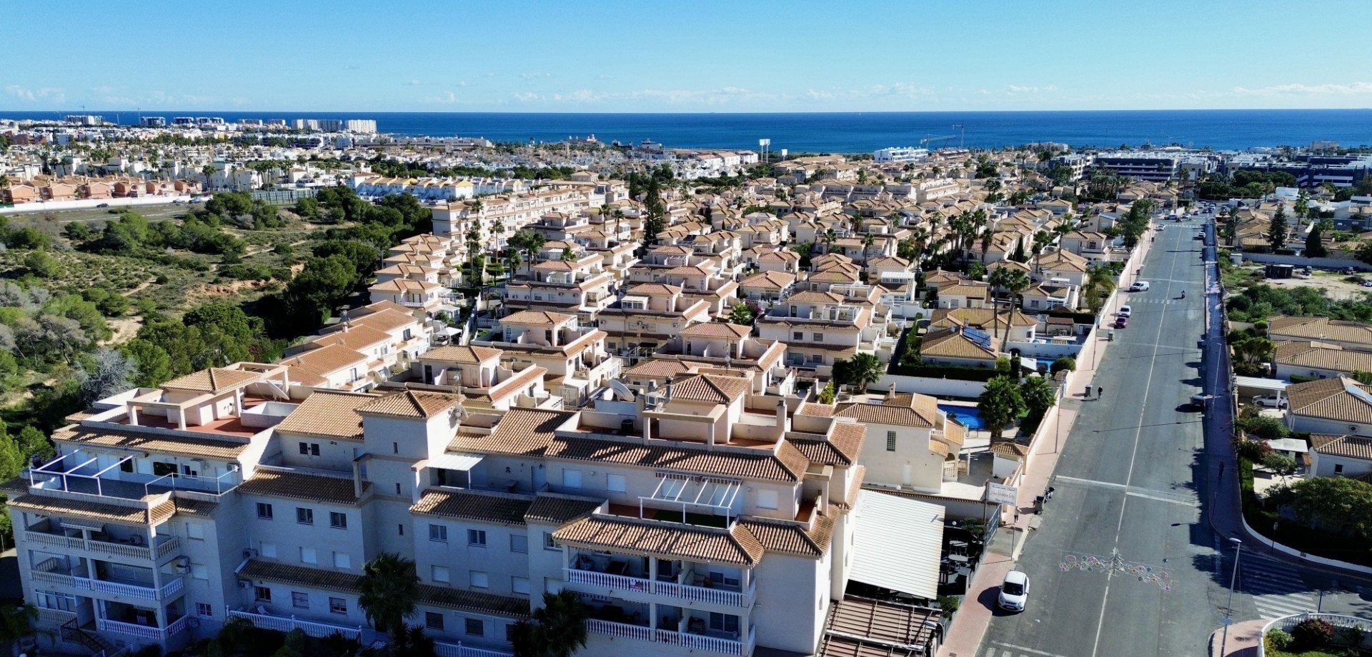Pool area in apartment for sale in Orihuela Costa